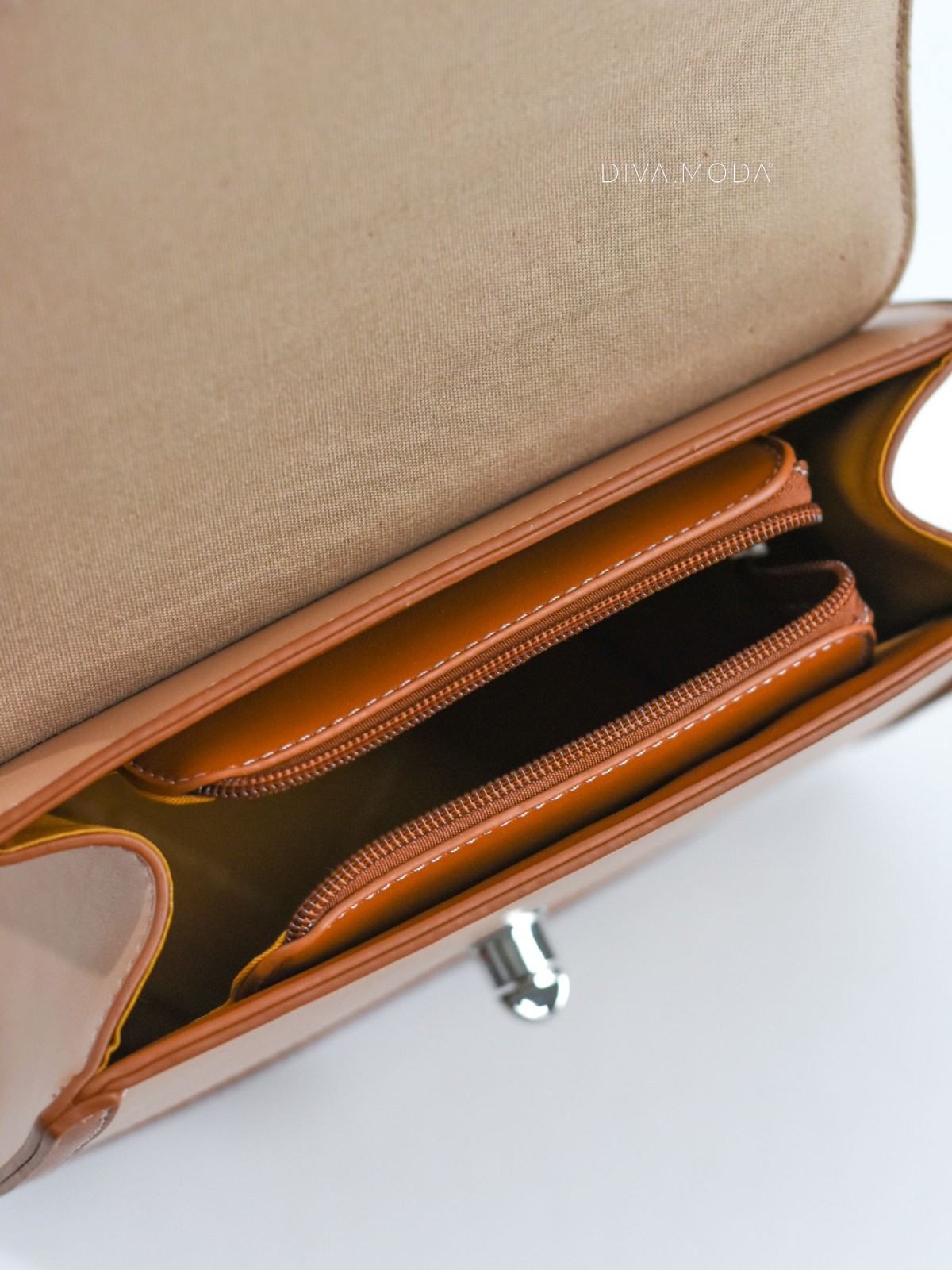 Kufříková kabelka David Jones s lemem N 39
