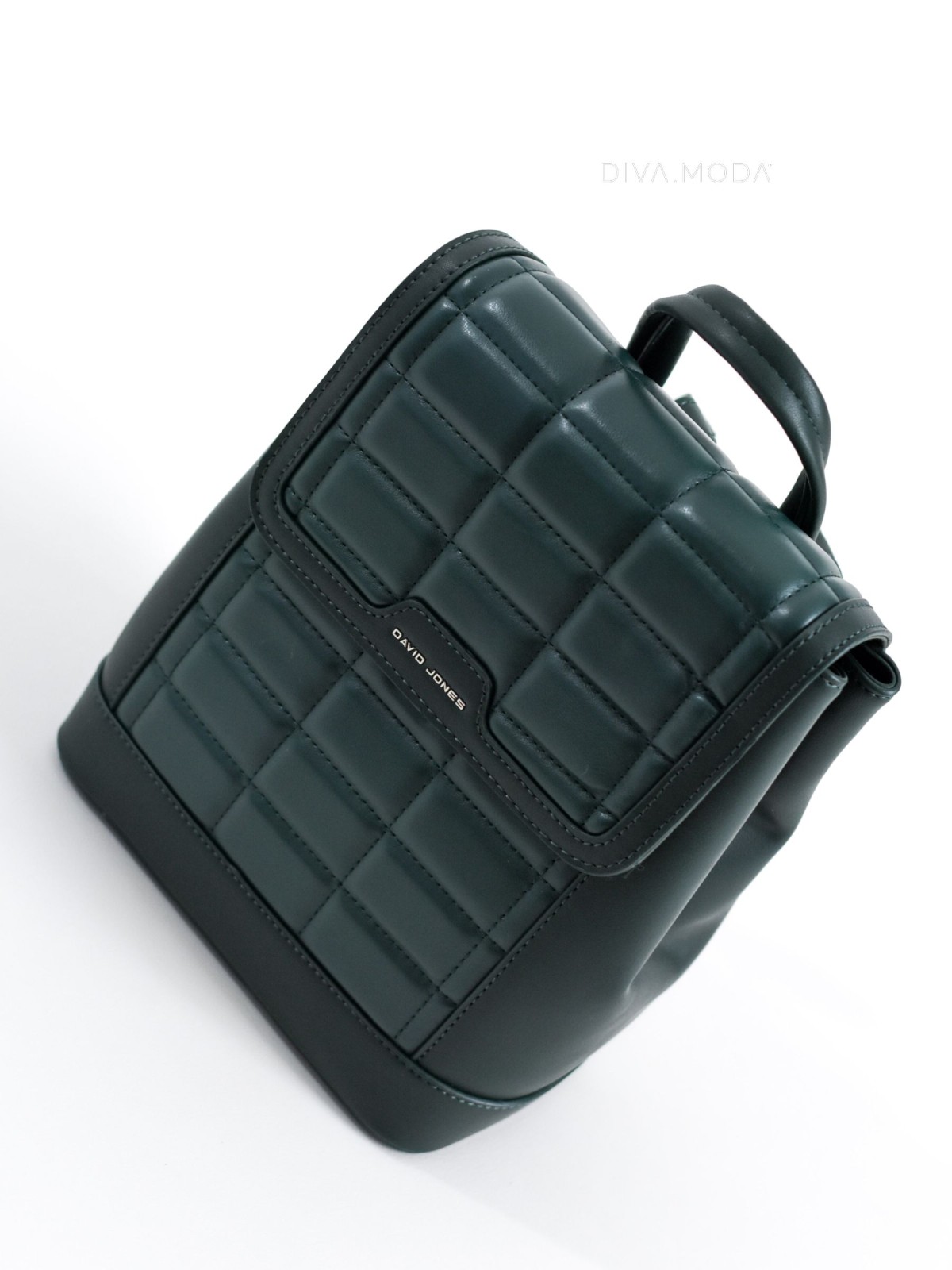Prošívaný batoh tmavě zelený N 71