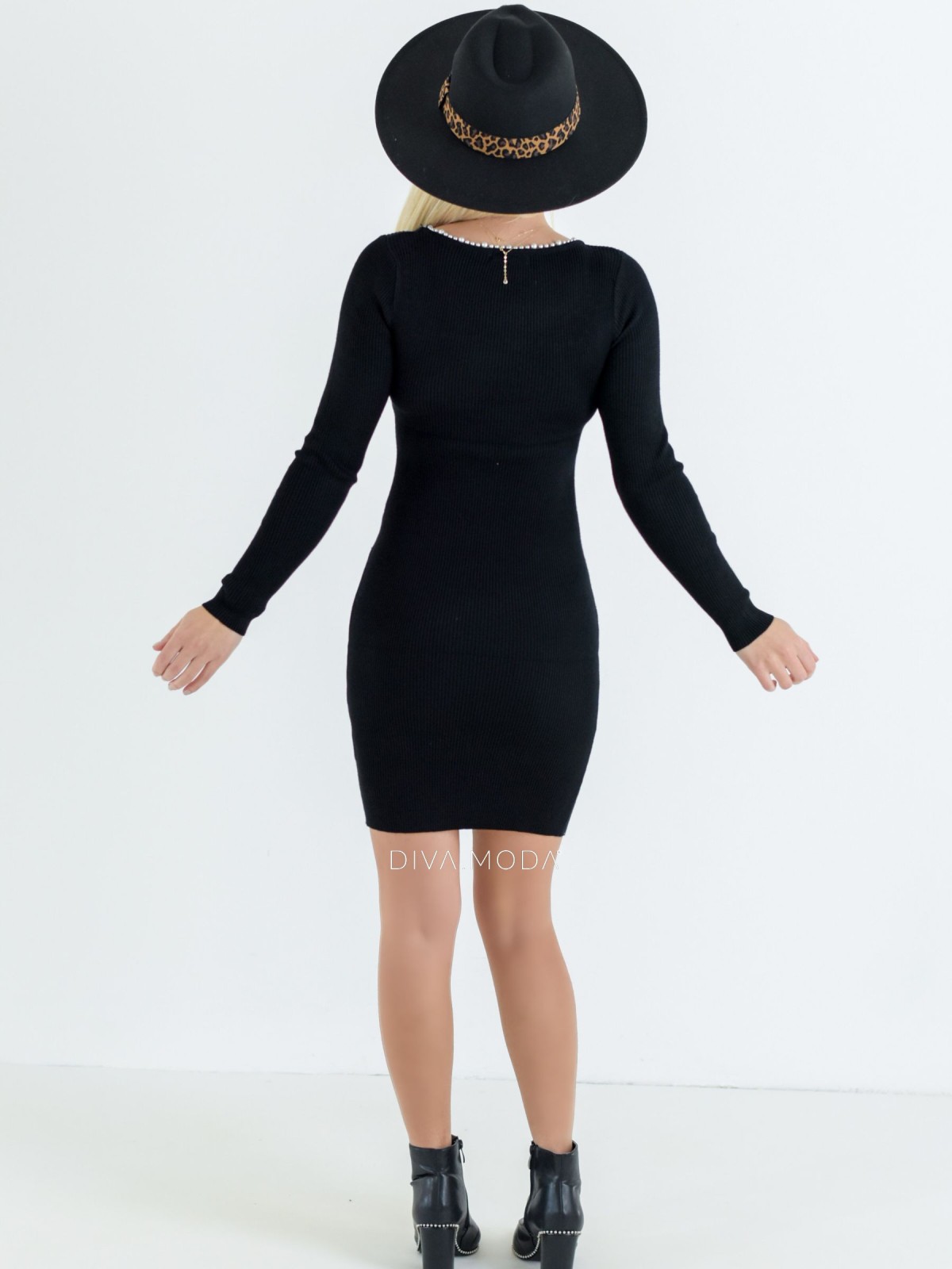 Žebrované úpletové šaty s perličkami černé P 29