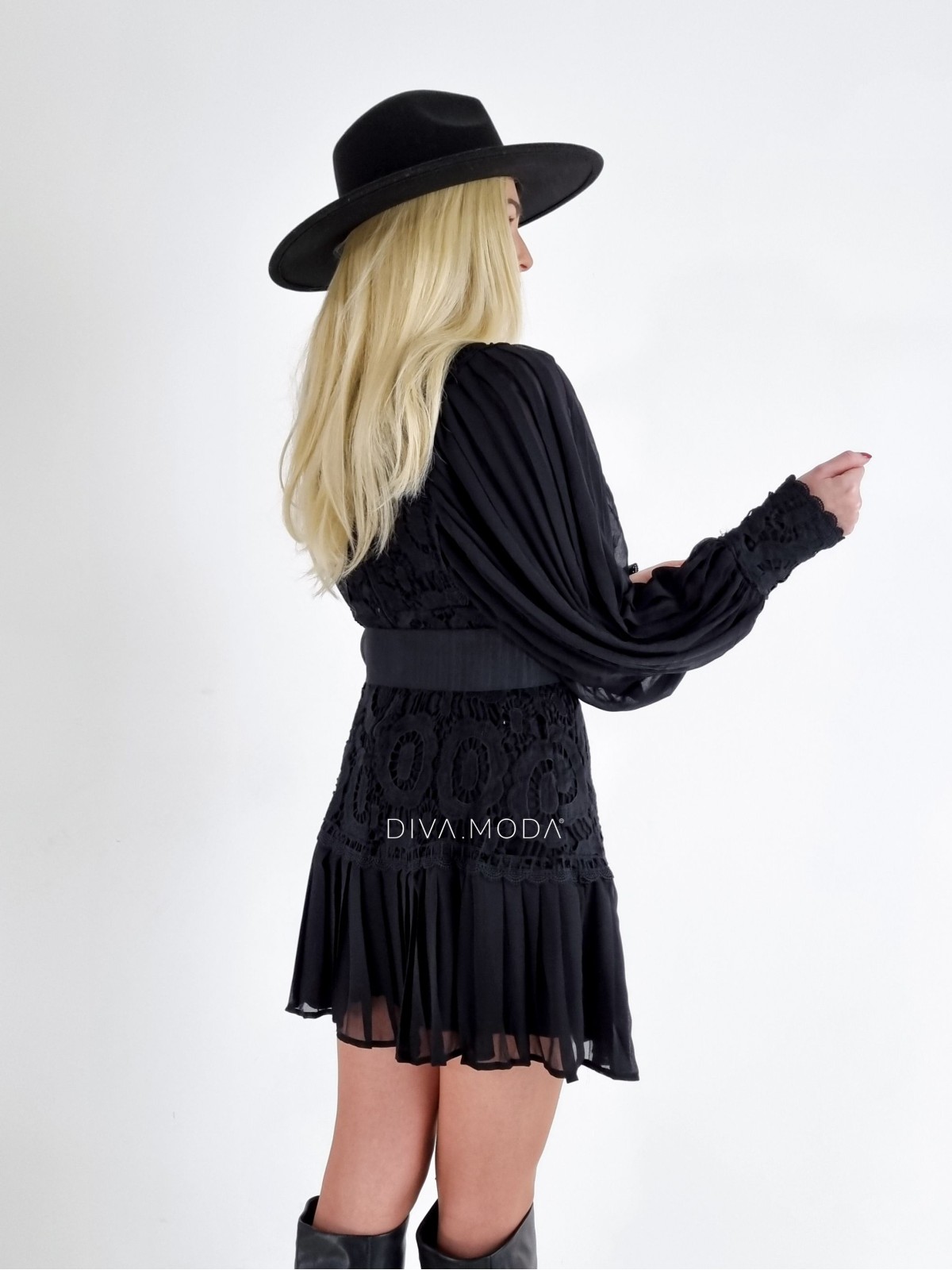 Krajkované šaty s puf rukávem a páskem Glam černé A 55
