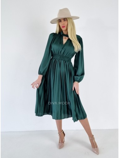 Saténové šaty s plisovanou sukní tmavě zelená A 102