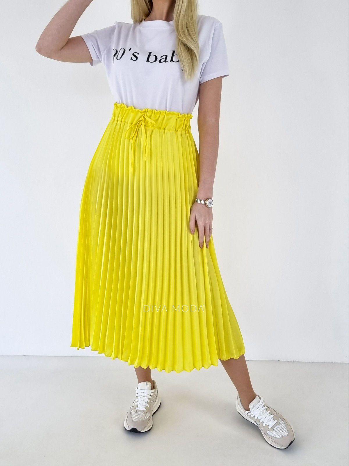Maxi plisovaná sukně se šňůrkou žlutá A 150