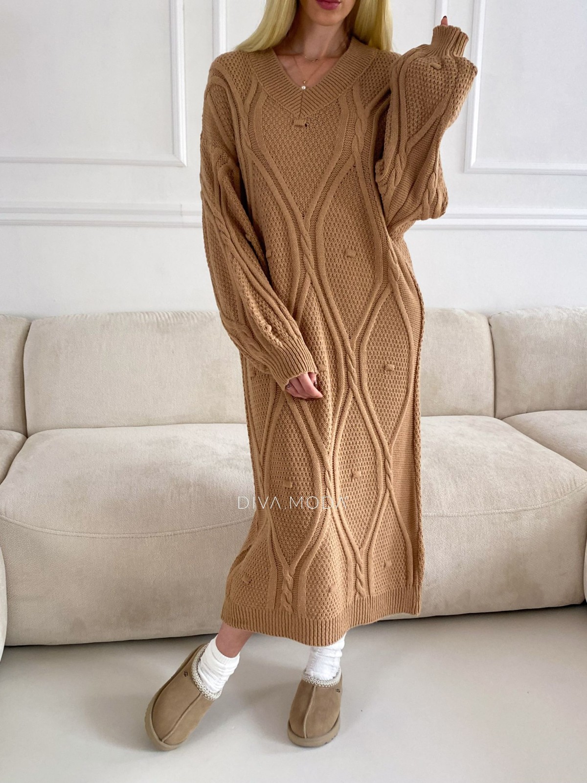 Maxi pletené strukturované šaty hnědé S 110