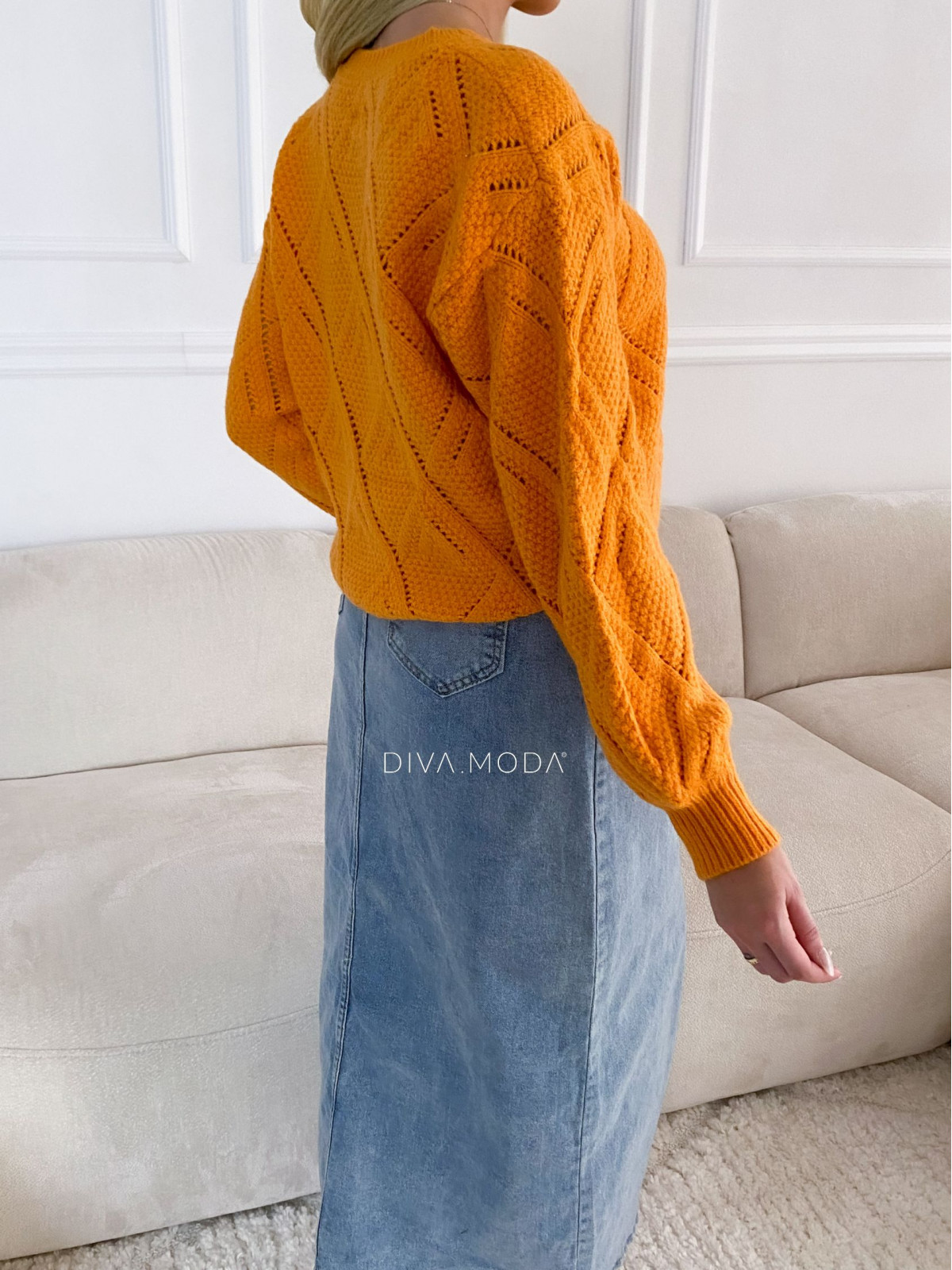 Děrovaný svetr Melania orange M 10