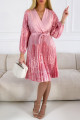 Saténové šaty s plisovanou sukní orient růžové M 90