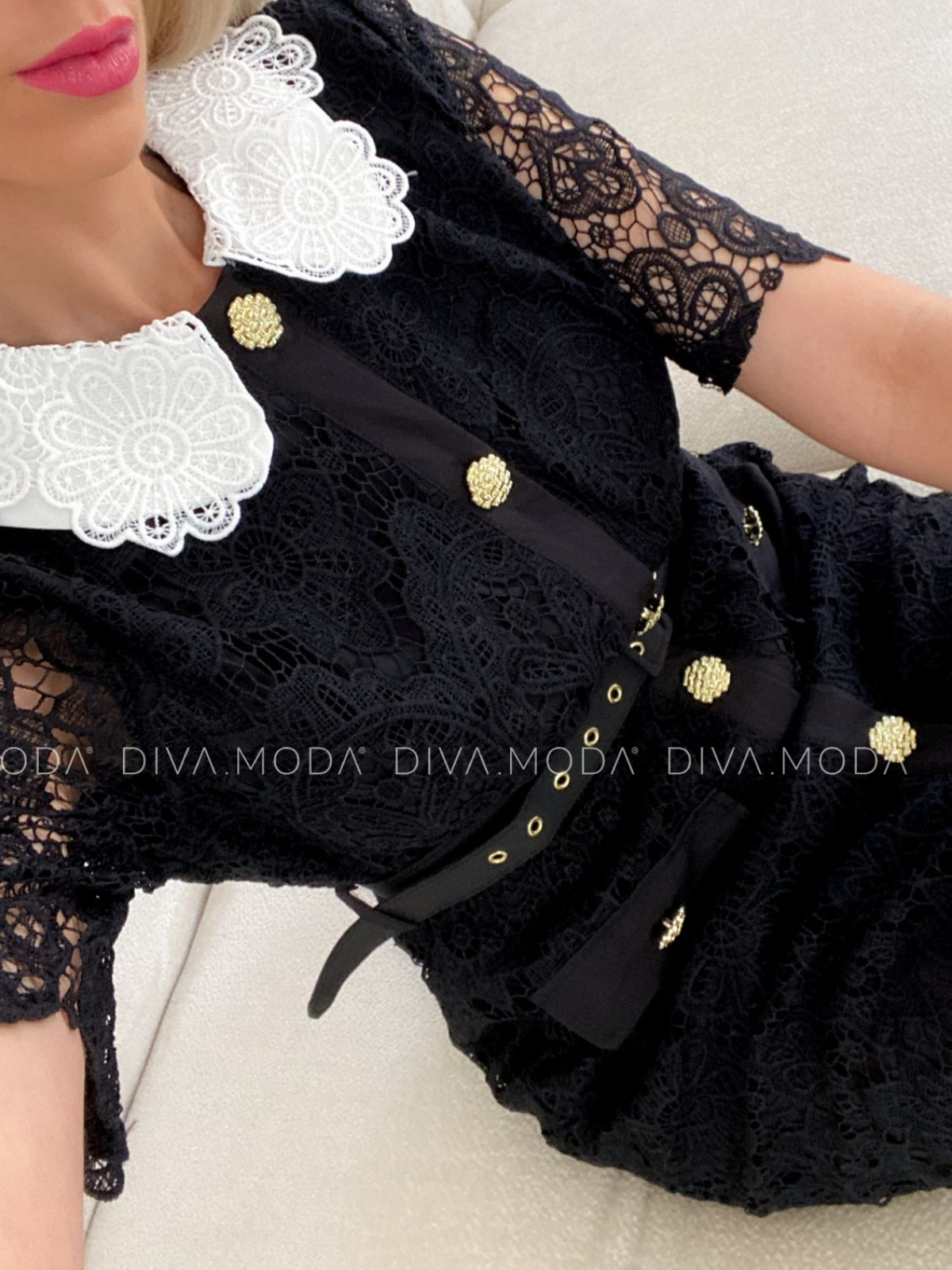 Midi krajkované šaty s límcem černé P 72