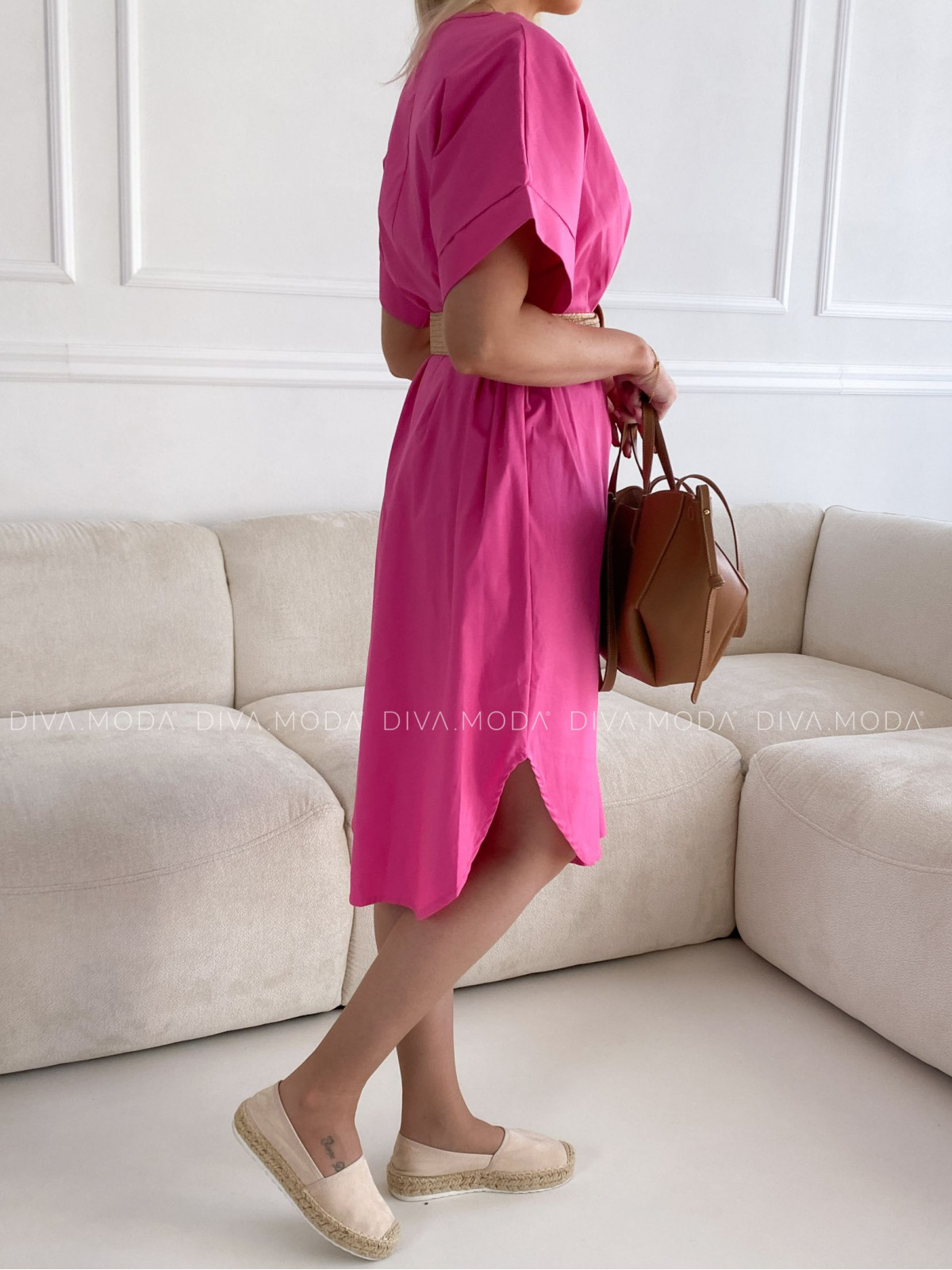 Bavlněné volné šaty s páskem růžové Nero P 85