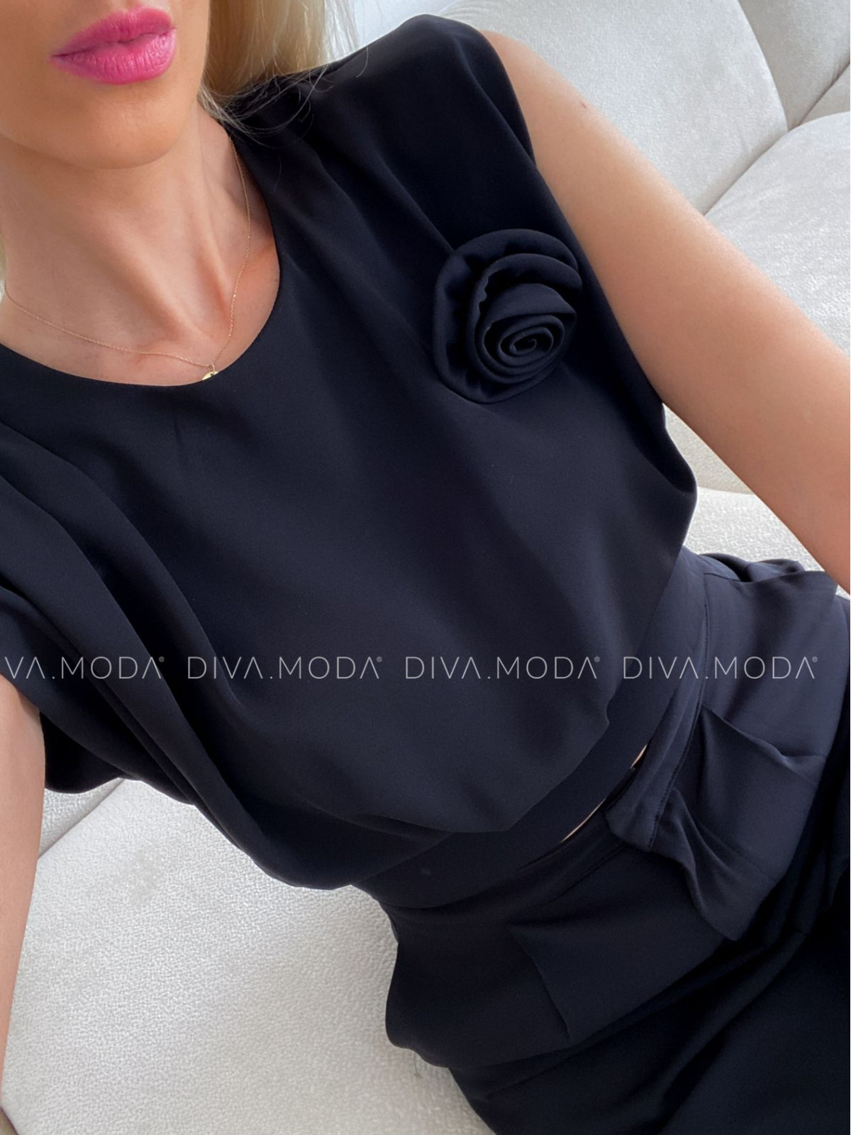 Elegantní komplet kalhoty + top rose černý P 80