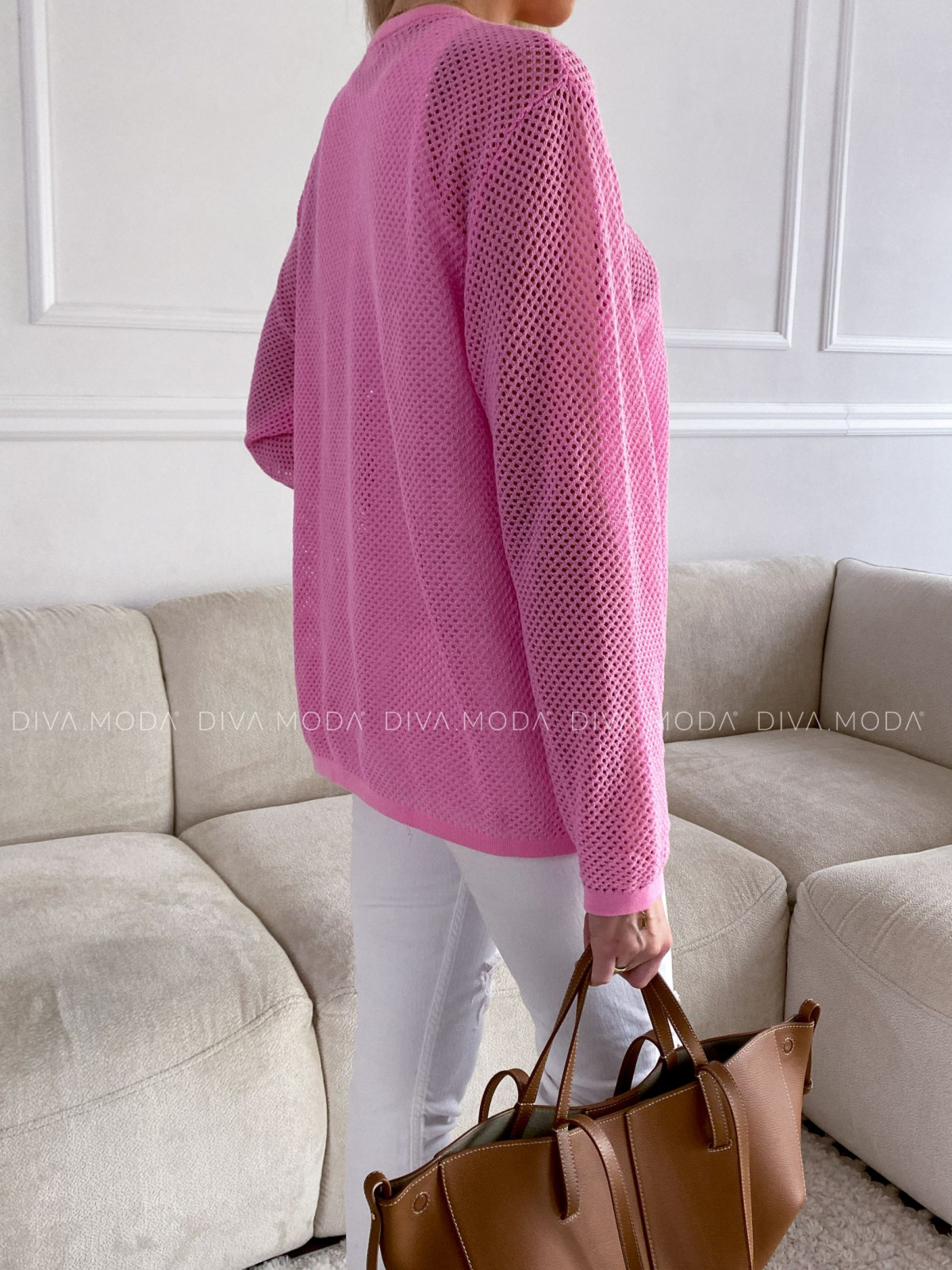 Děrovaný svetr s rozparkem růžový P 87