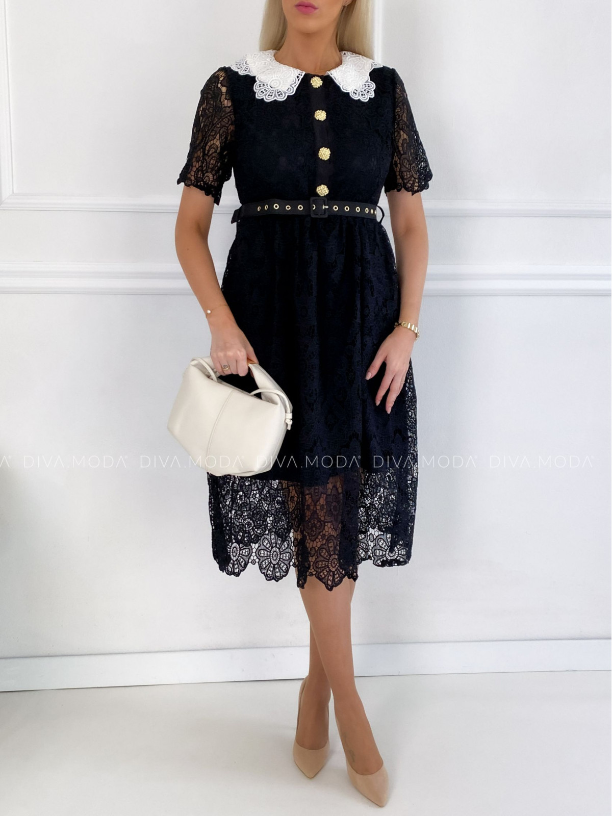Elegantní krajkované šaty s límcem černé P 106