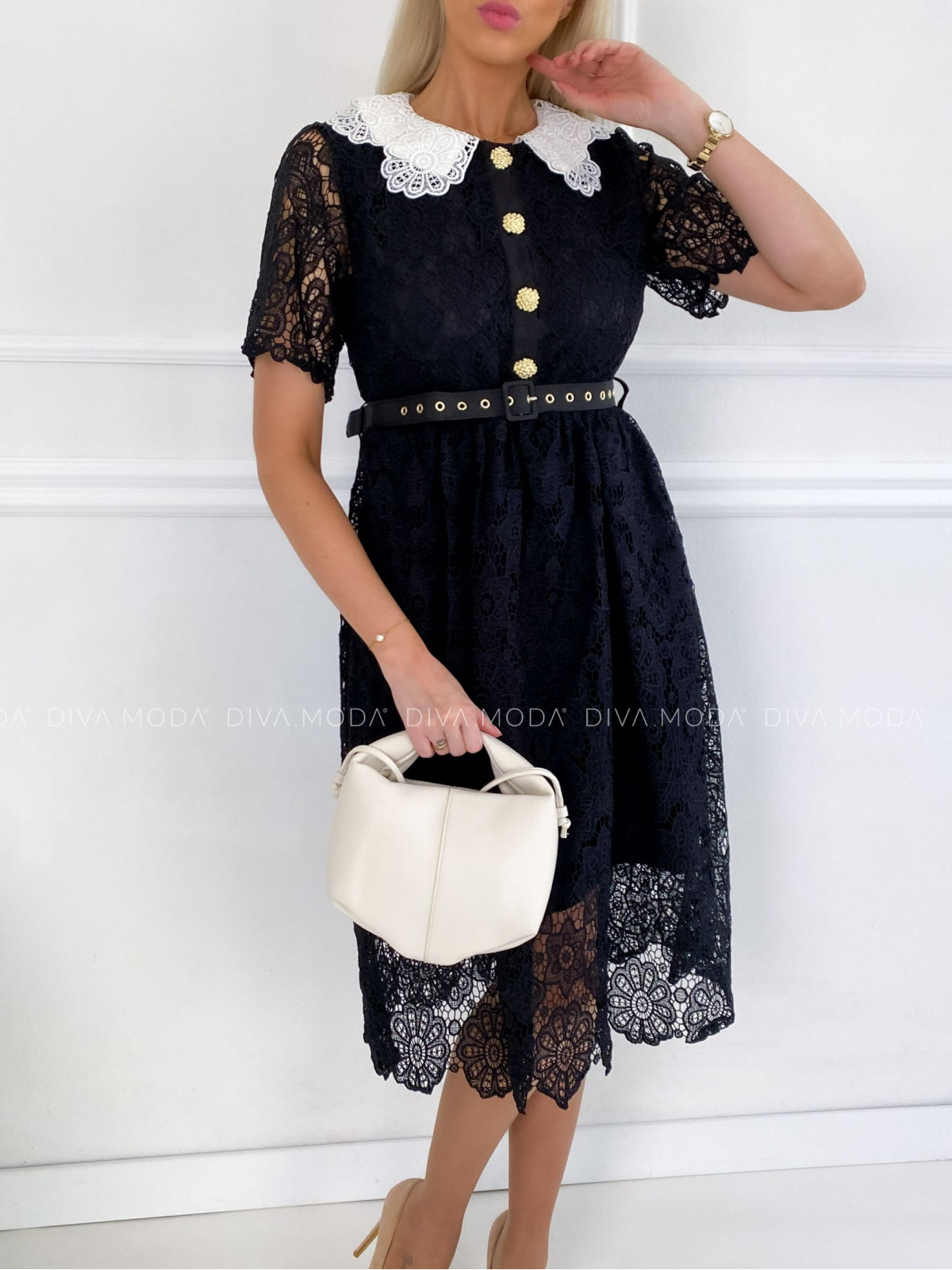 Elegantní krajkované šaty s límcem černé P 106