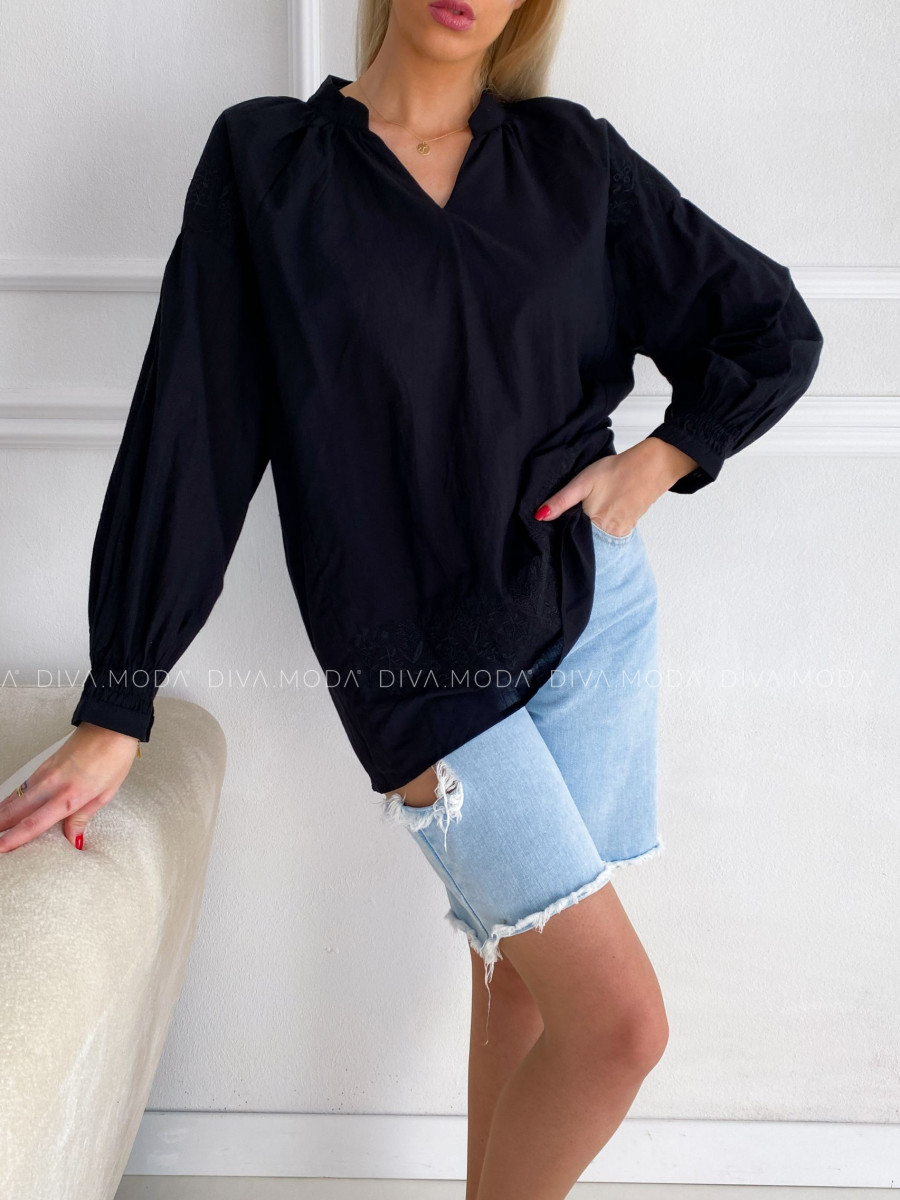 Bavlnená oversize Vyšívaná košeľa laura čierna P 132 Bavlnená oversize Vyšívaná košeľa laura čierna P 132