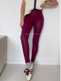 Koženkové legíny mírně zateplené burgundy V 223