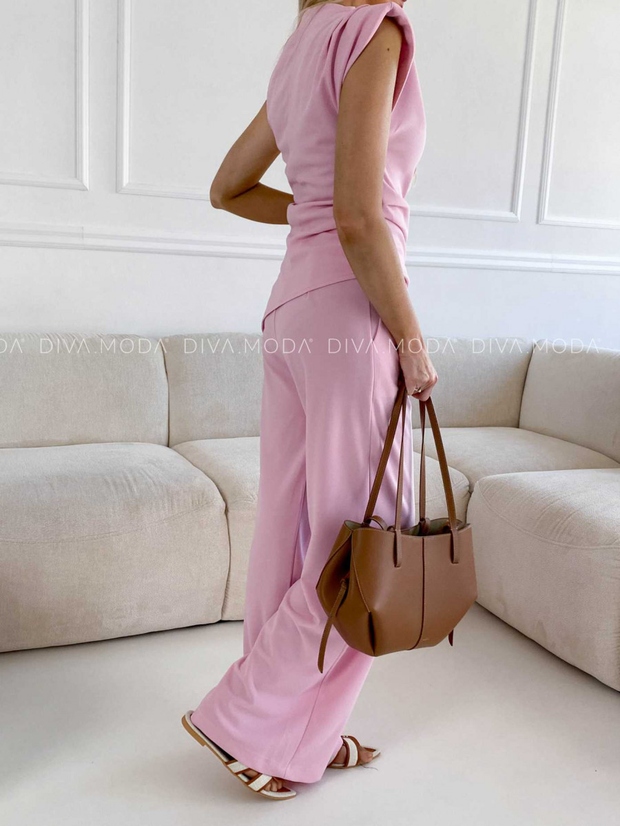 Elegantný komplet šikmý top + nohavice ružový M 301