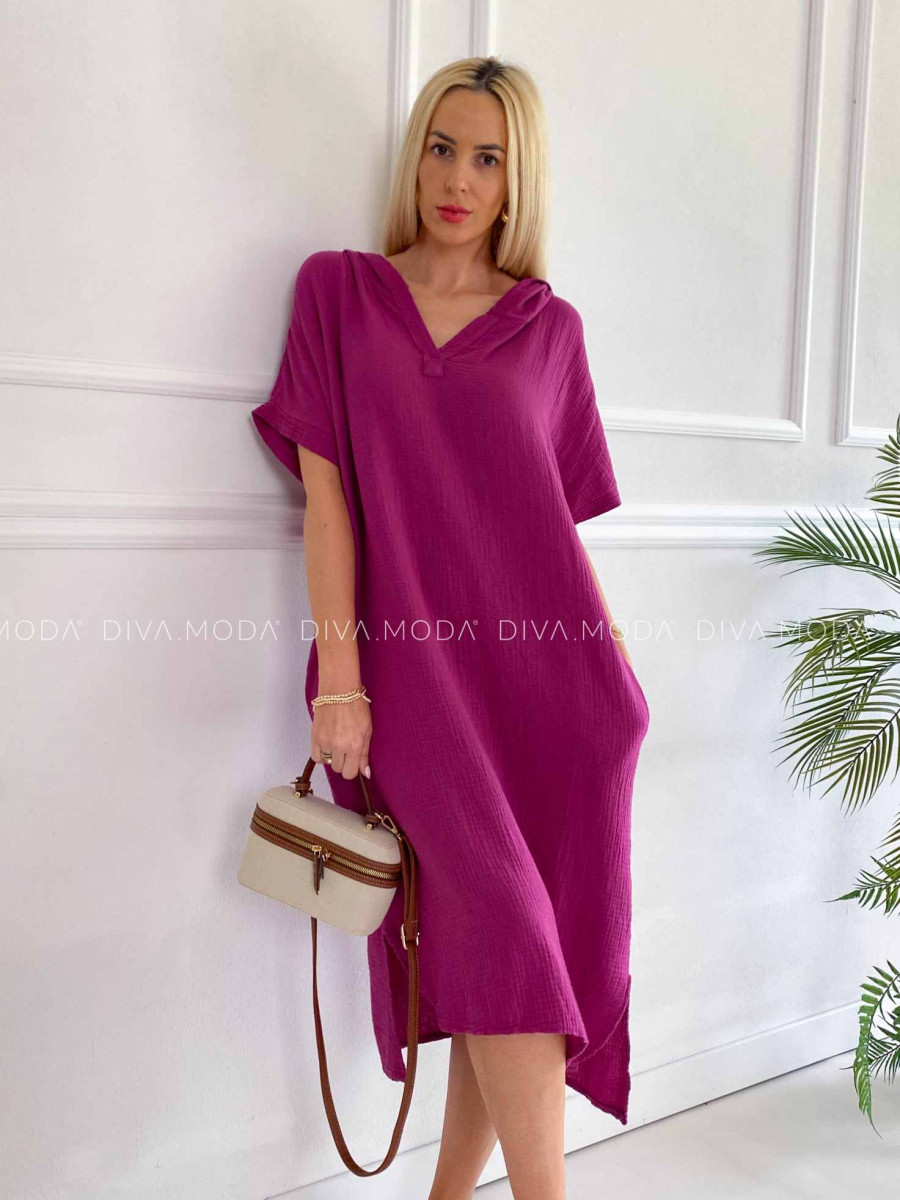 Oversize midi mušlínové šaty s kapucňou baklažánové K 331