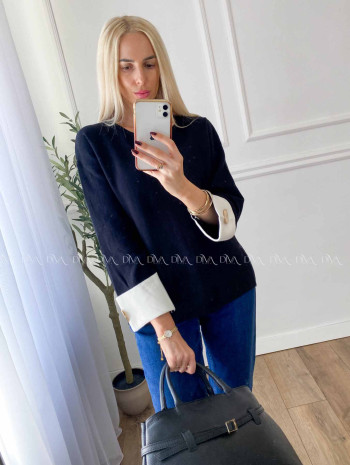 Sveter s gombíkmi na rukávoch čierny A 46