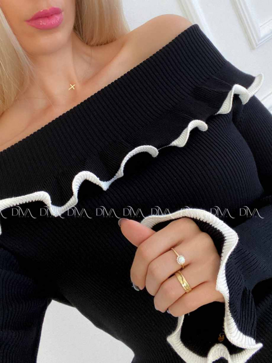 Sveter off shoulders s lemom čierny A 49 Sveter off shoulders s lemom čierny A 49