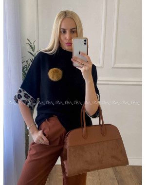 Oversize polorolák s bambuľkou čierny A 57