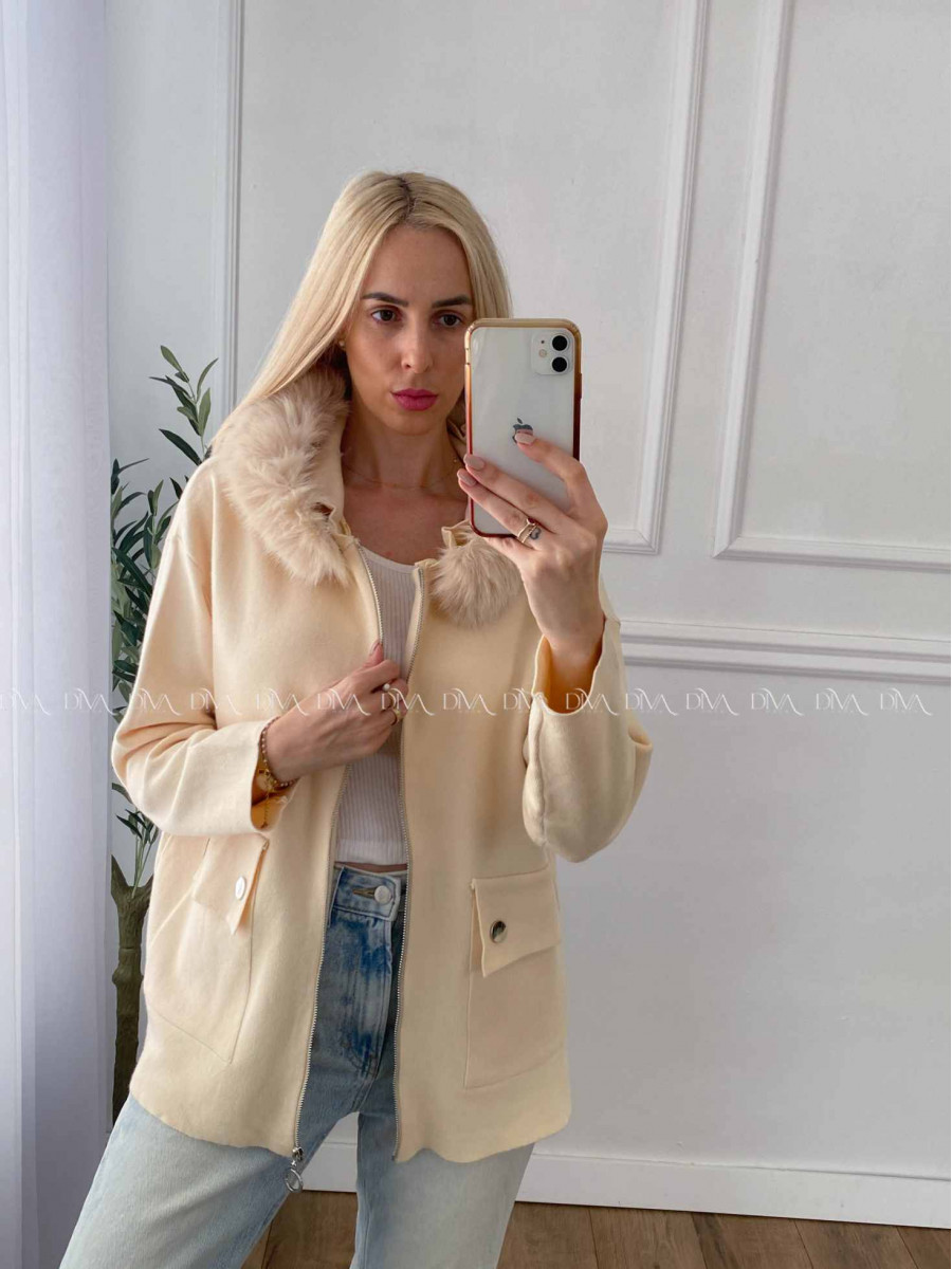 Úpletová bundička na zips s kožušinou vanilková A 53