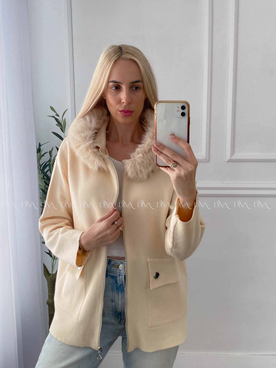 Úpletová bundička na zips s kožušinou vanilková A 53