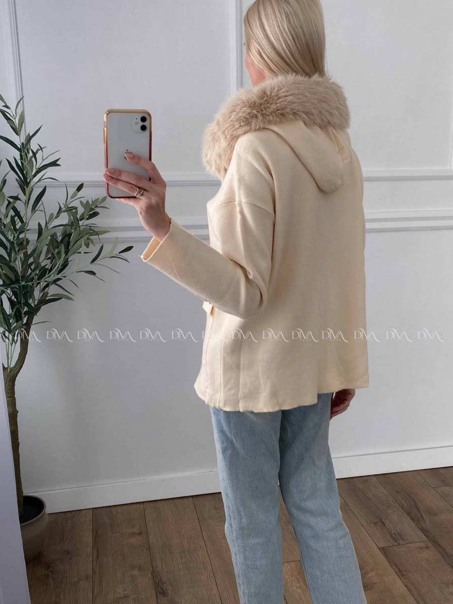 Úpletová bundička na zips s kožušinou vanilková A 53