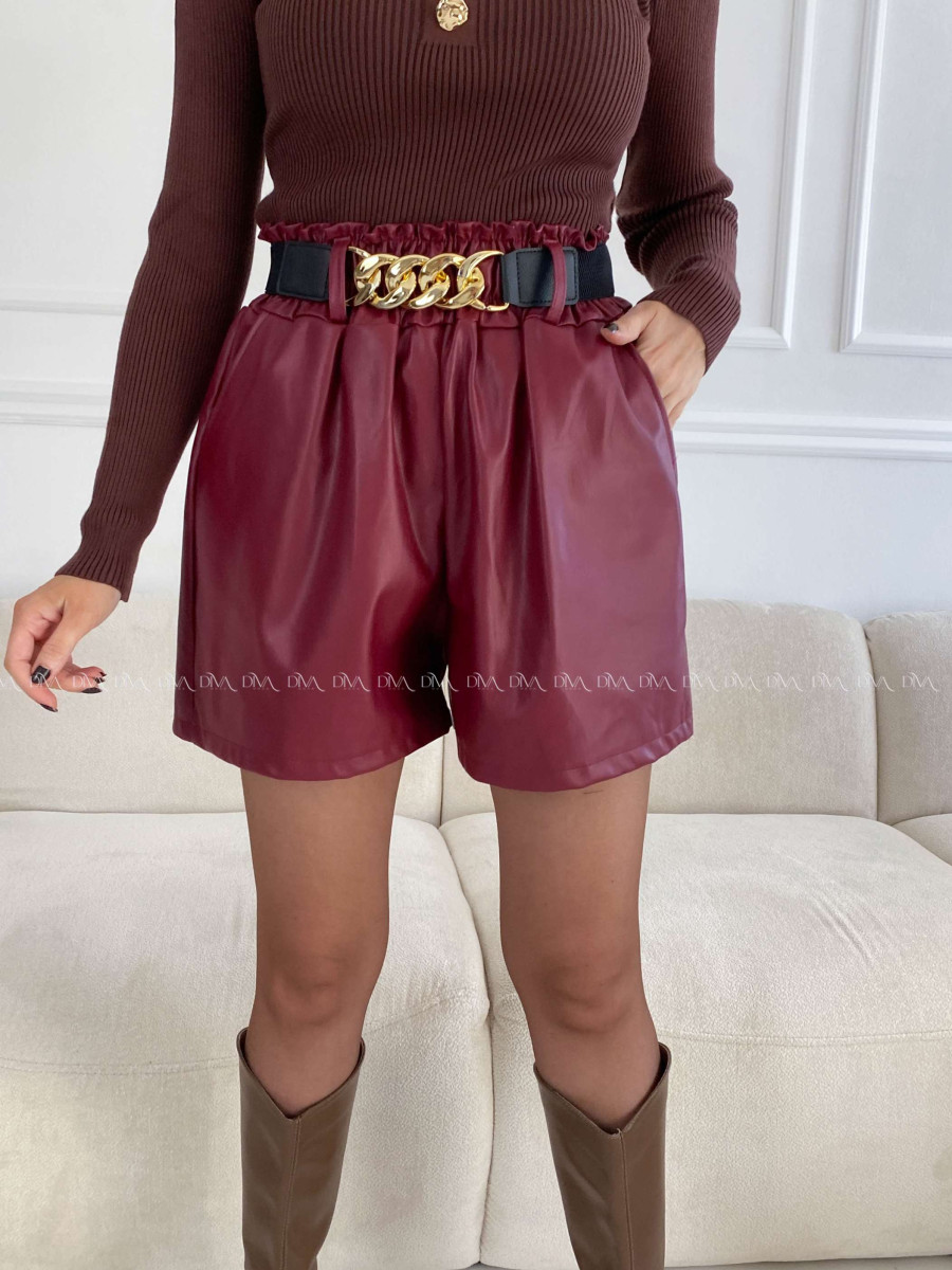 Koženkové kraťasy s opaskom vínové A 114