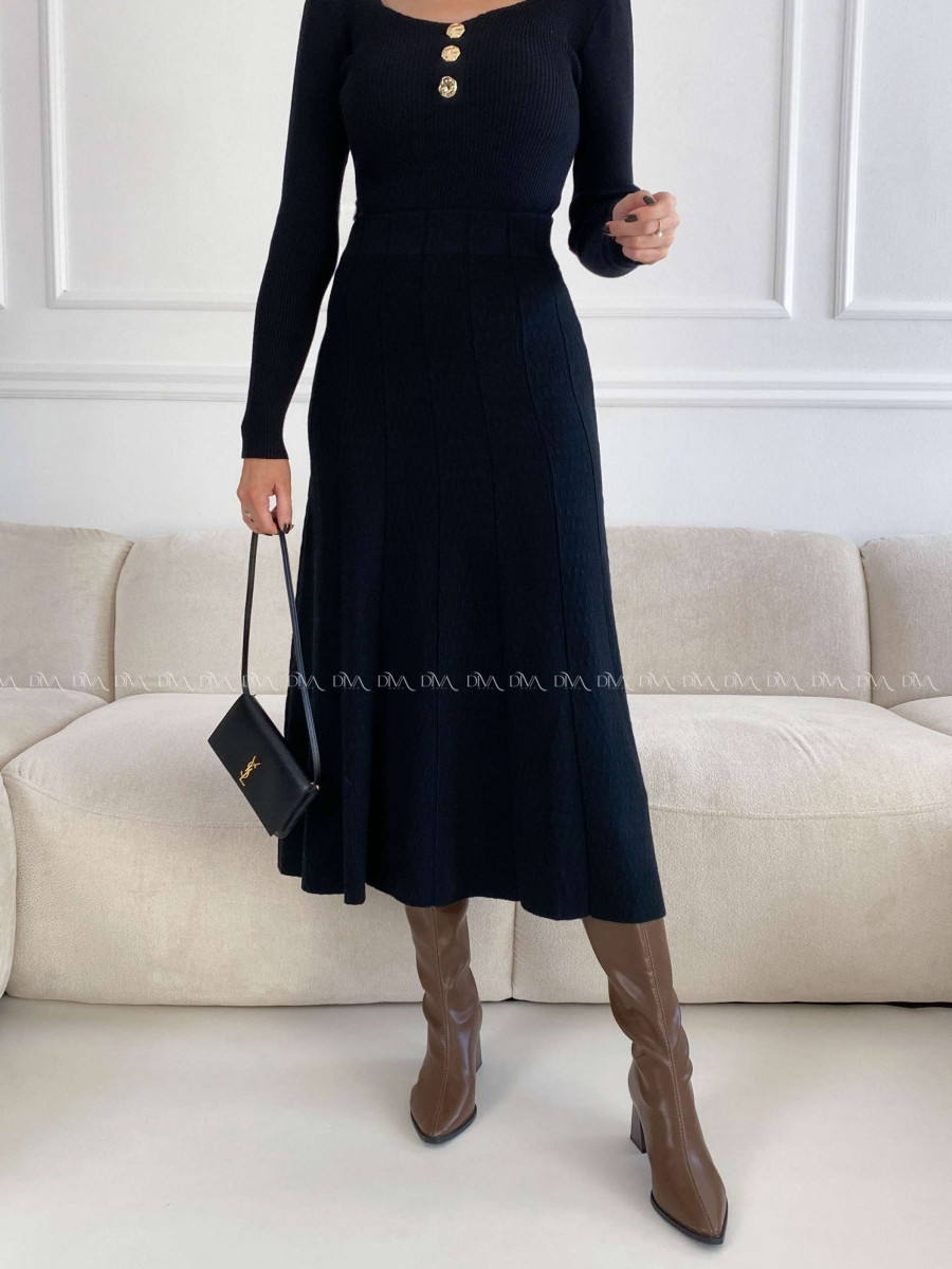 Úpletová A -sukňa so štruktúrou čierna A 34