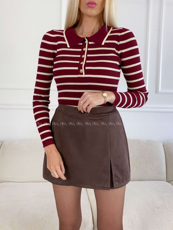 Úpletové pruhované body s gombíkmi burgundy A 120