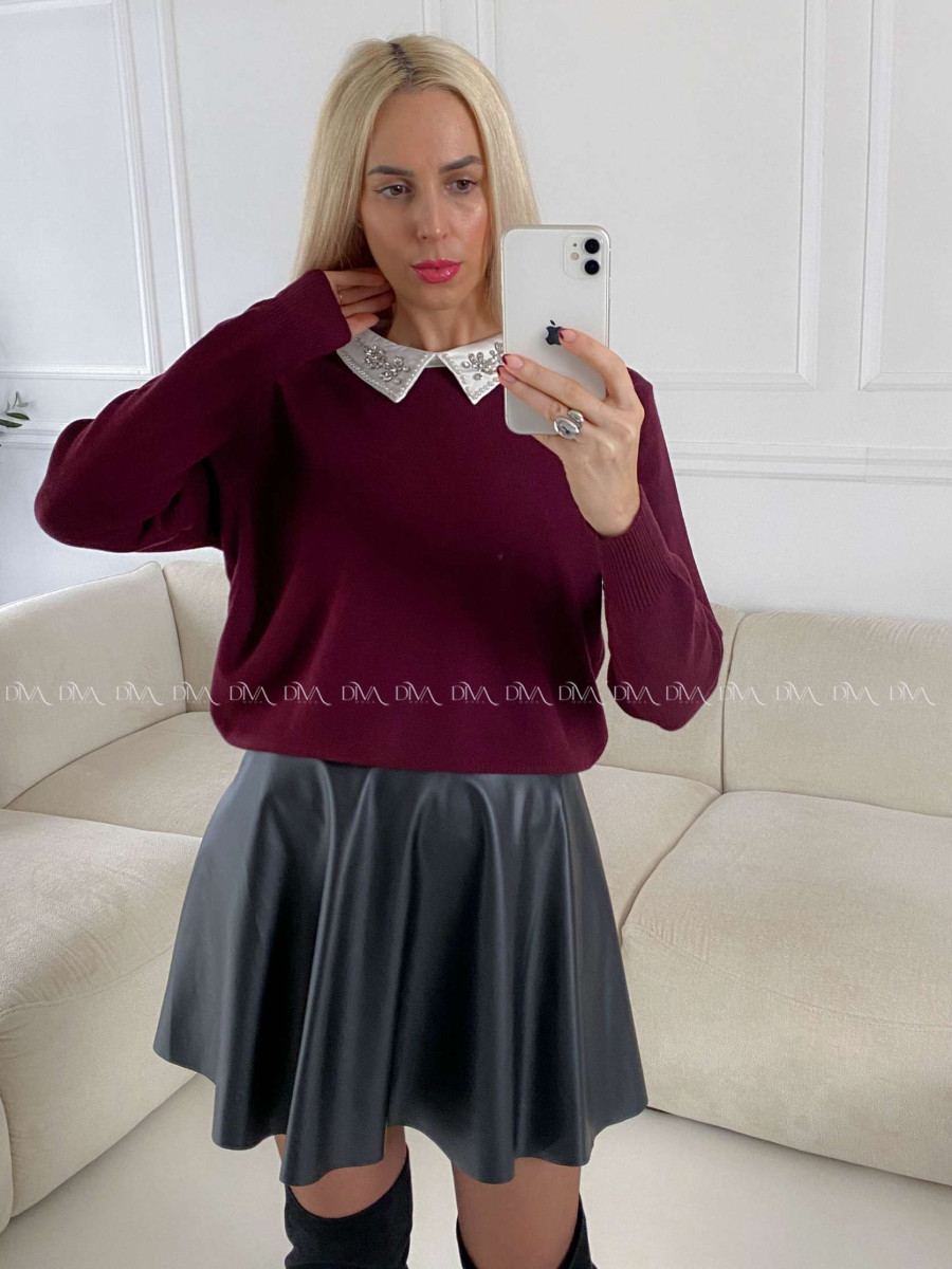 Sveter so zdobeným golierom burgundy  A 147