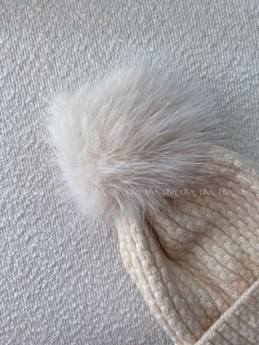 Pletená čiapka s mašličkou a brmbolcom vanilkovo-béžová