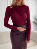 Body s riasením a zlatou sponou burgundy A 169 Body s riasením a zlatou sponou burgundy A 169