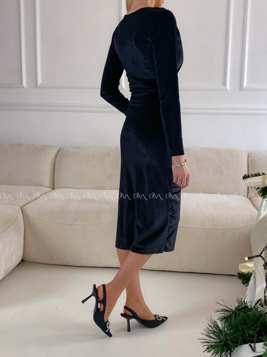 Zamatové elegantné šaty Linda čierne V 215 Zamatové elegantné šaty Linda čierne V 215