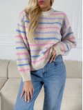 Pruhovaný sveter s balónovými rukávmi AB 4