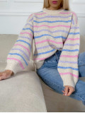 Pruhovaný sveter s balónovými rukávmi AB 4