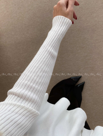 Peplum úpletový svetrík biely AB 544