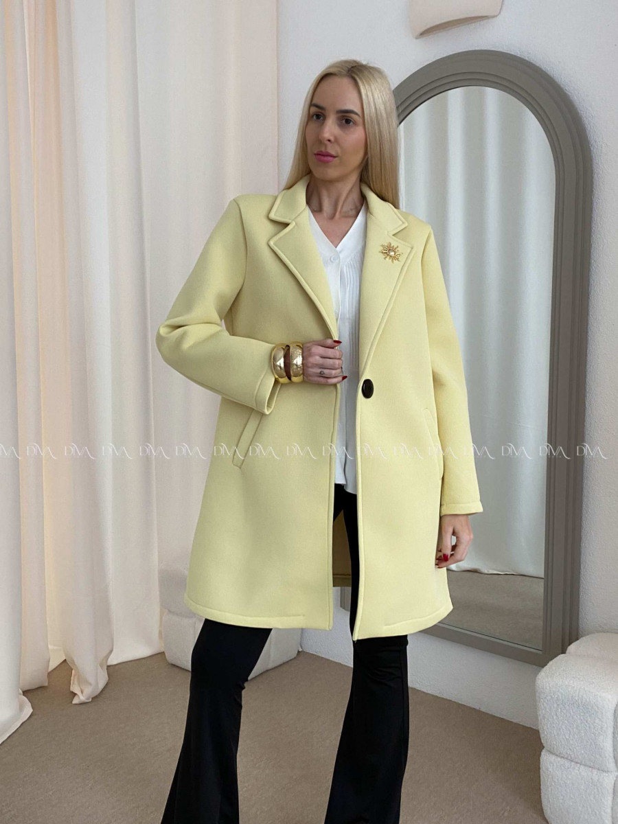 Midi prechodný kabát s brošňou banánový AB 59