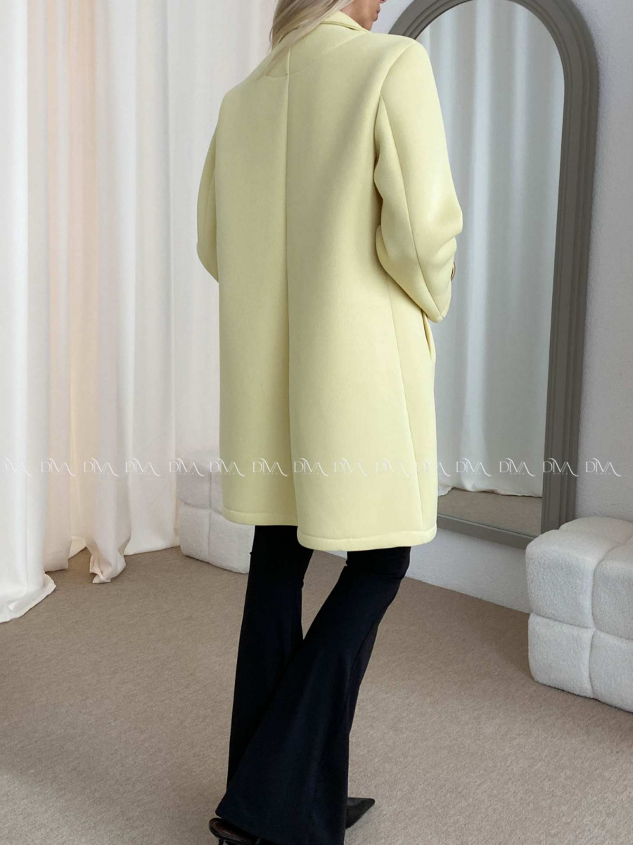 Midi prechodný kabát s brošňou banánový AB 59