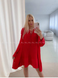Plisované oversize šaty s perličkami červené AB 55 Plisované oversize šaty s perličkami červené AB 55