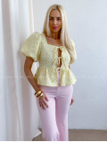 3D kvietkovaný peplum top na viazanie butter yellow AB 81