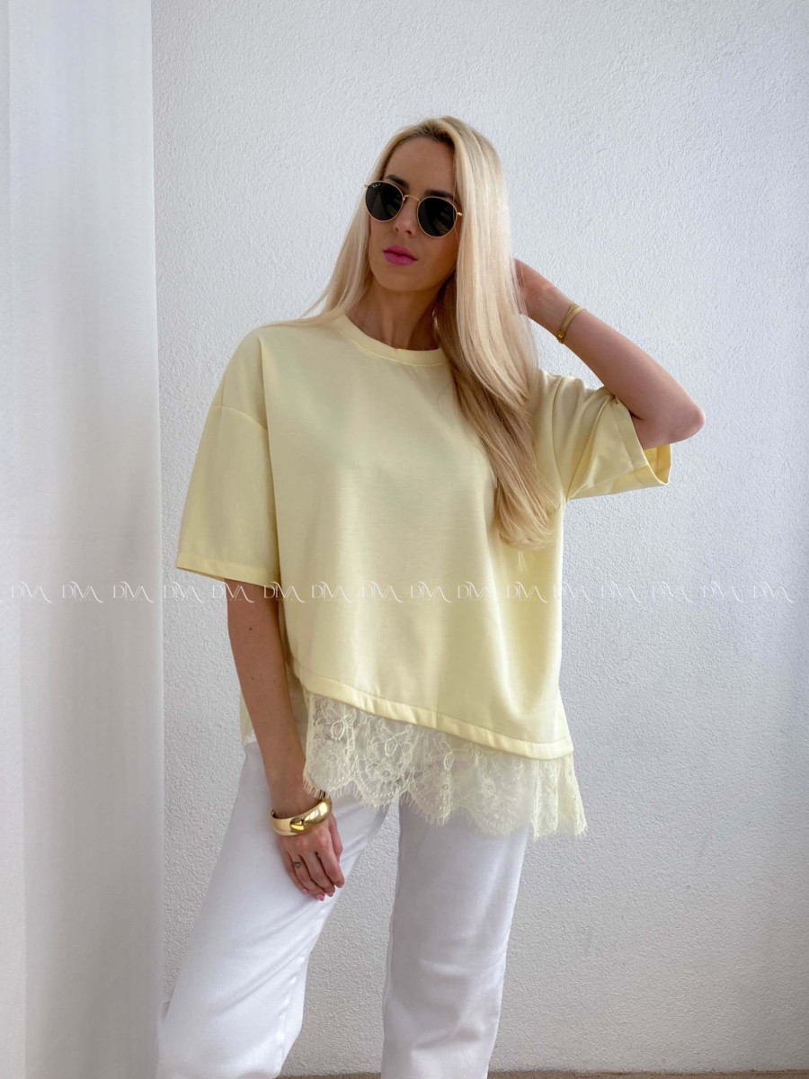Asymetrické tričko s krajkou butter yellow AB 66 Asymetrické tričko s krajkou butter yellow AB 66