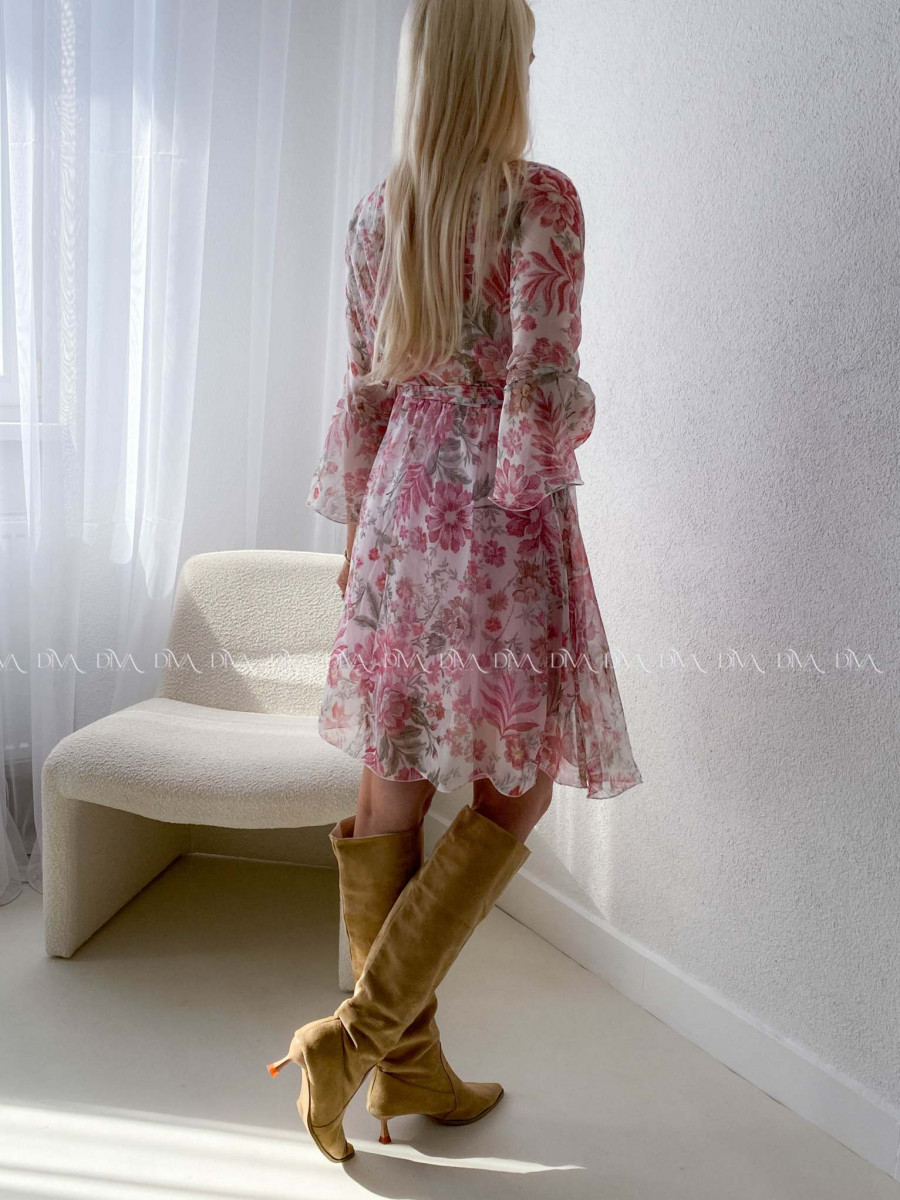 Ľahučké šaty so zvonovými rukávmi garden AB 95