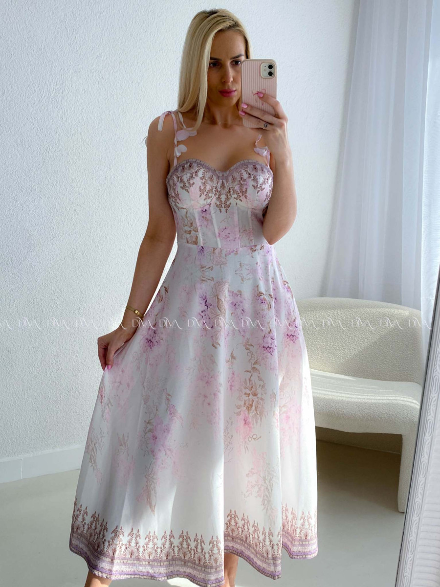Elegantné kvetované šaty na tenké ramienka Donna AB 115 Elegantné kvetované šaty na tenké ramienka Donna AB 115