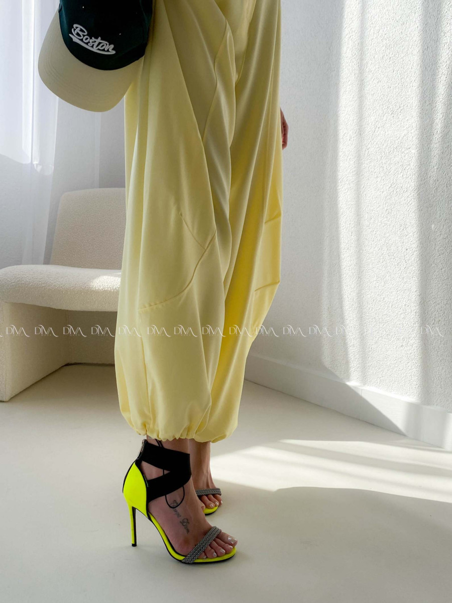 Široké pumpki žlté AB 122