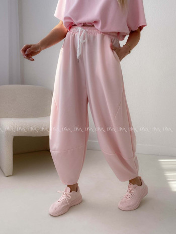Hladké balónové tepláky baby pink AB 306