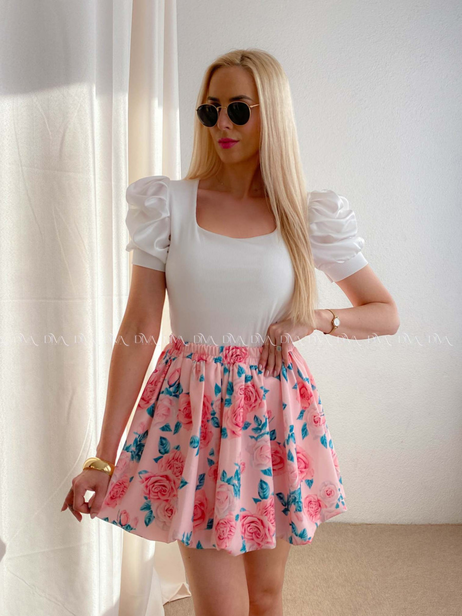 Top so saténovými puf rukávmi biely AB 301