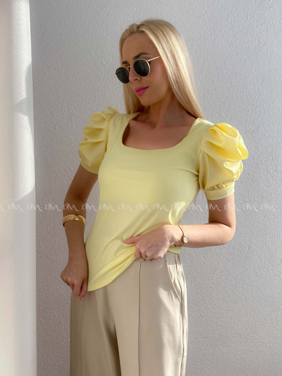 Top so saténovými puf rukávmi žltý AB 301