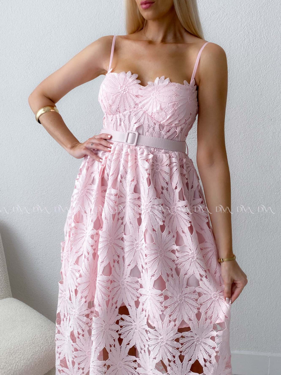 Elegantné krajkované šaty na ramienka Poppy ružové AB 130