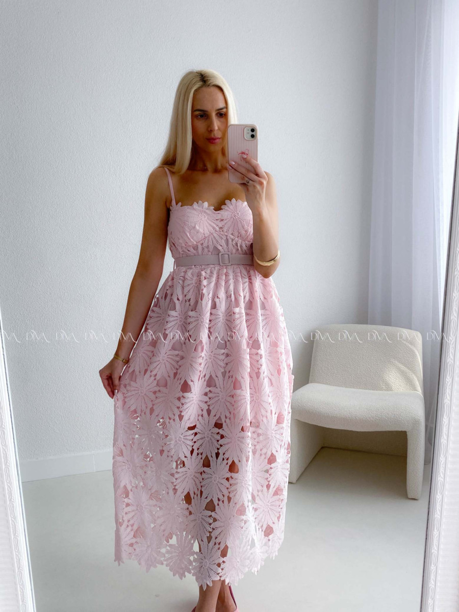 Elegantné krajkované šaty na ramienka Poppy ružové AB 130
