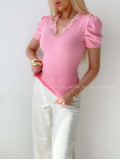 Žebrovaný top s krajkovaným detailem růžový AB 202