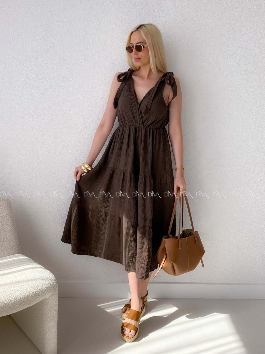 Mušelínové maxi šaty s vázáním na ramenou čokoládové AB 159